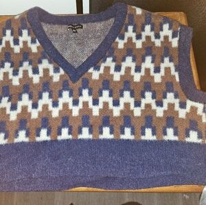 Nwot Blue and Brown Soft Vneck Patterned Sweater Crop Vest